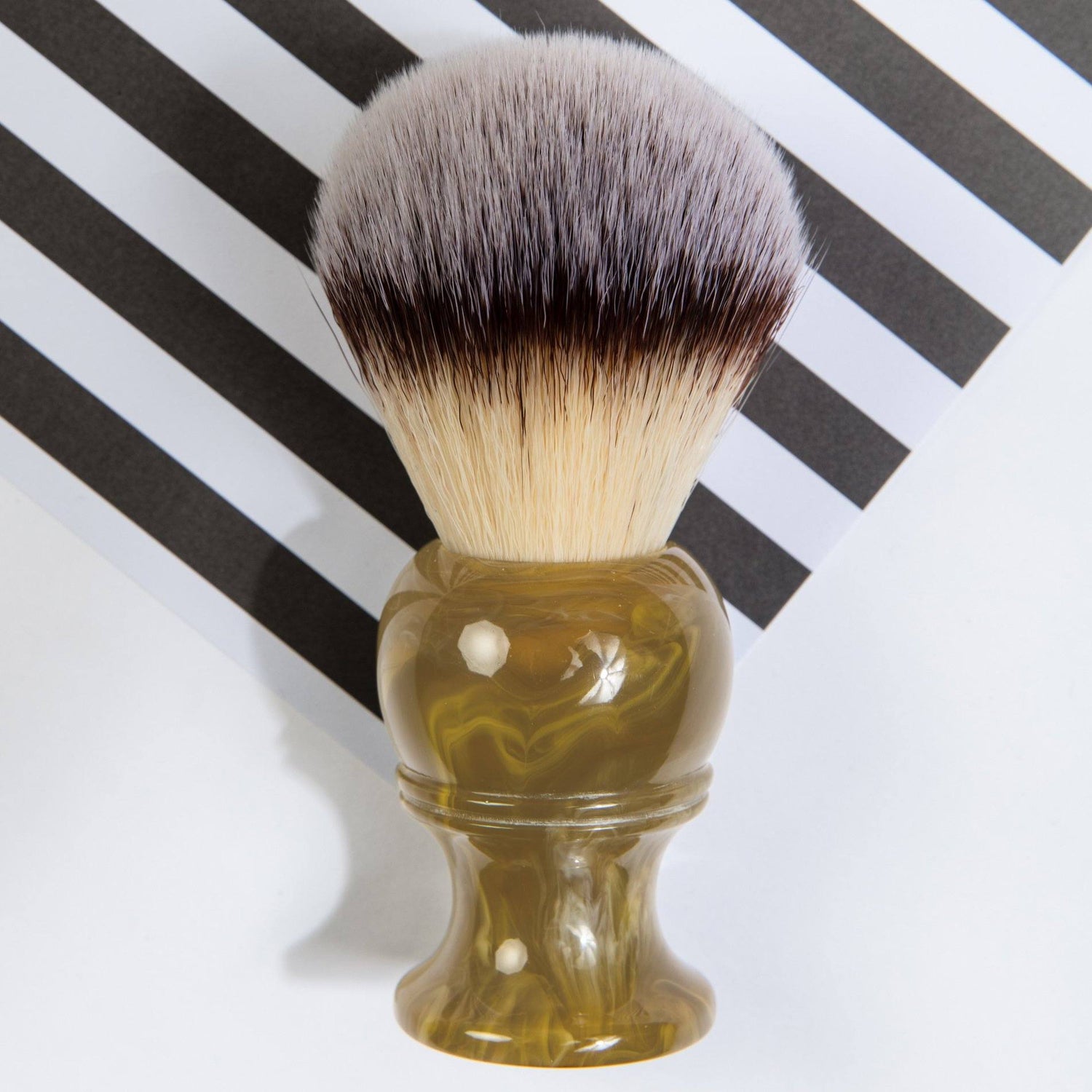 Fendrihan Synthetic Shaving Brush, Resin Handle Synthetic Bristles Shaving Brush Fendrihan