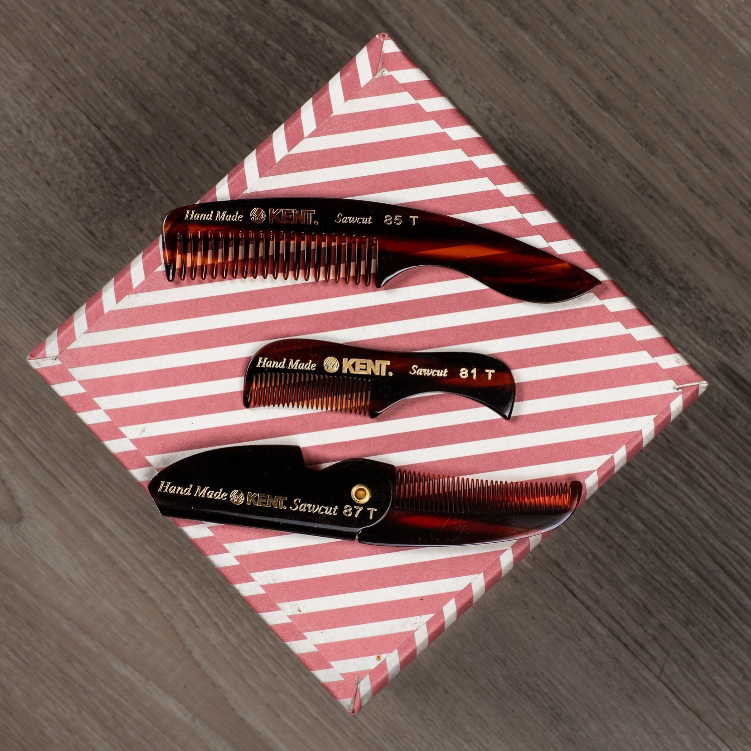 Kent NU22 Fine Tooth Comb with Black Leather Case Comb Kent