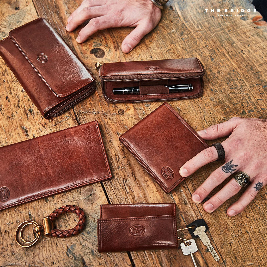 The Bridge Story Uomo Credit Card Holder with 4 CC Slots Leather Wallet The Bridge 